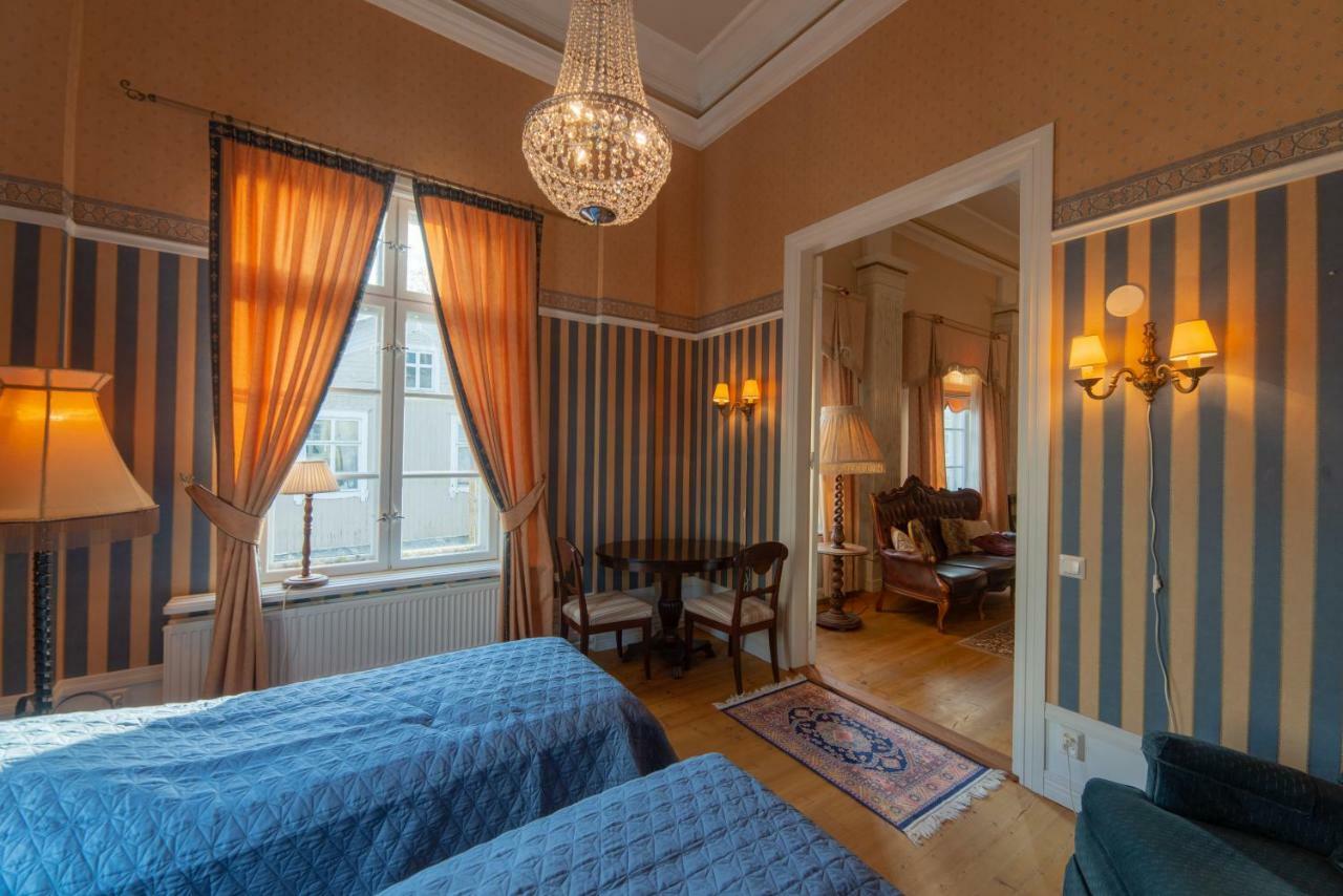 Hotel Wanha Kartano Kokkola  Exterior foto